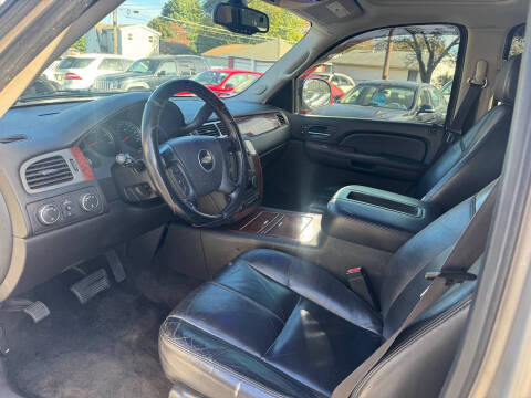 2008 Chevrolet Suburban LTZ