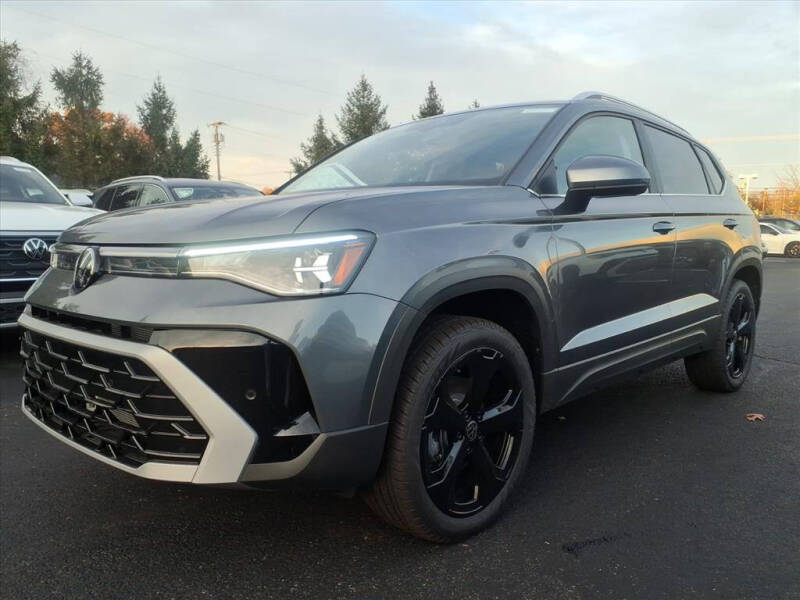 2025 Volkswagen Taos SEL 4Motion