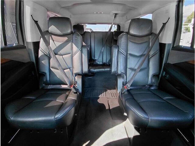 2016 Cadillac Escalade ESV Luxury Collection