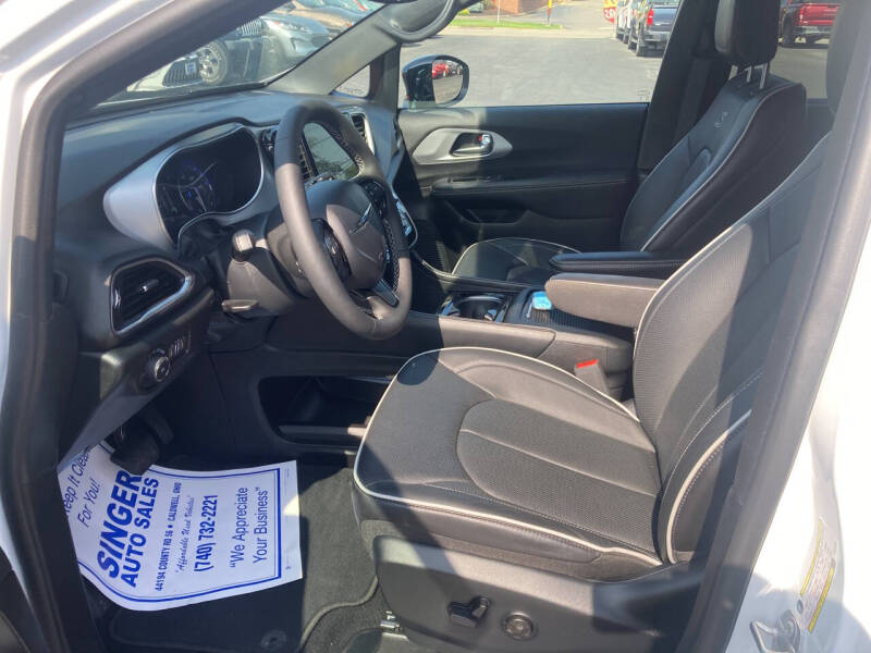 2025 Chrysler Pacifica Limited