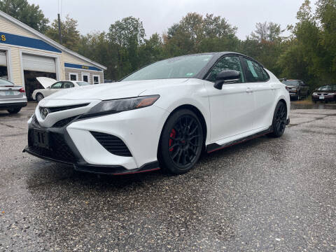 2021 Toyota Camry for sale at TTC AUTO OUTLET/TIM'S TRUCK CAPITAL & AUTO SALES INC ANNEX in Epsom NH