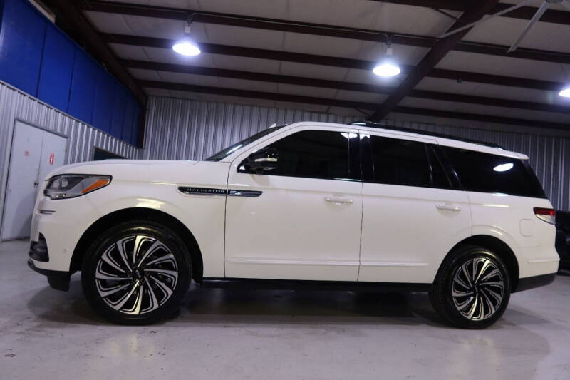 2022 Lincoln Navigator Black Label