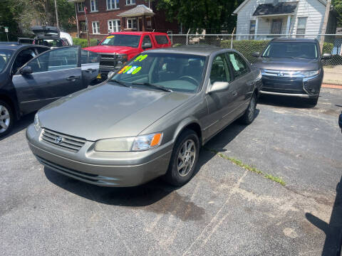 1999 Toyota Camry for sale at GIGANTE MOTORS INC in Joliet IL