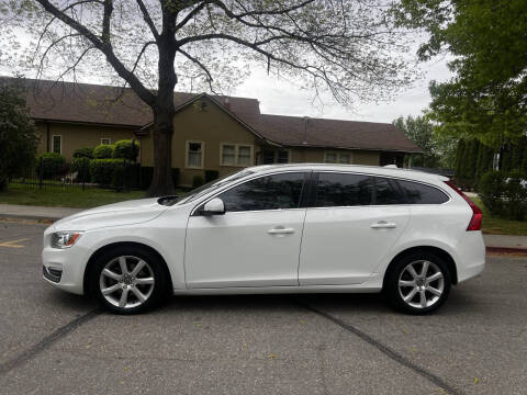 2016 Volvo V60 T5 Drive-E Premier