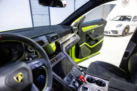 2024 Lamborghini Urus Performante