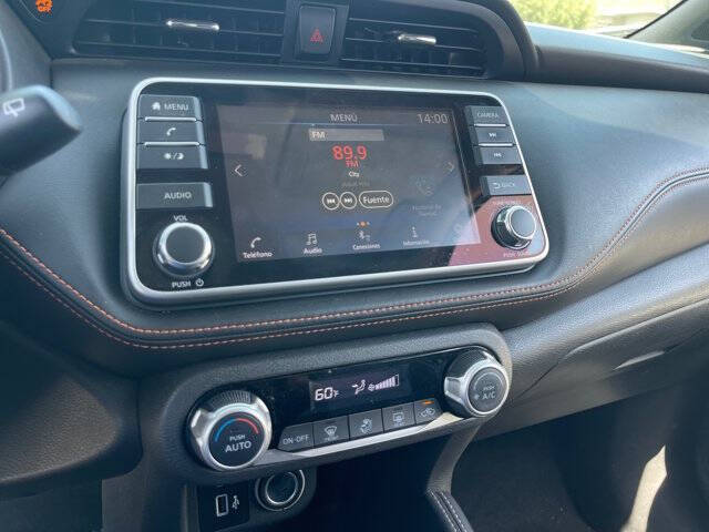 2020 Nissan Kicks SR