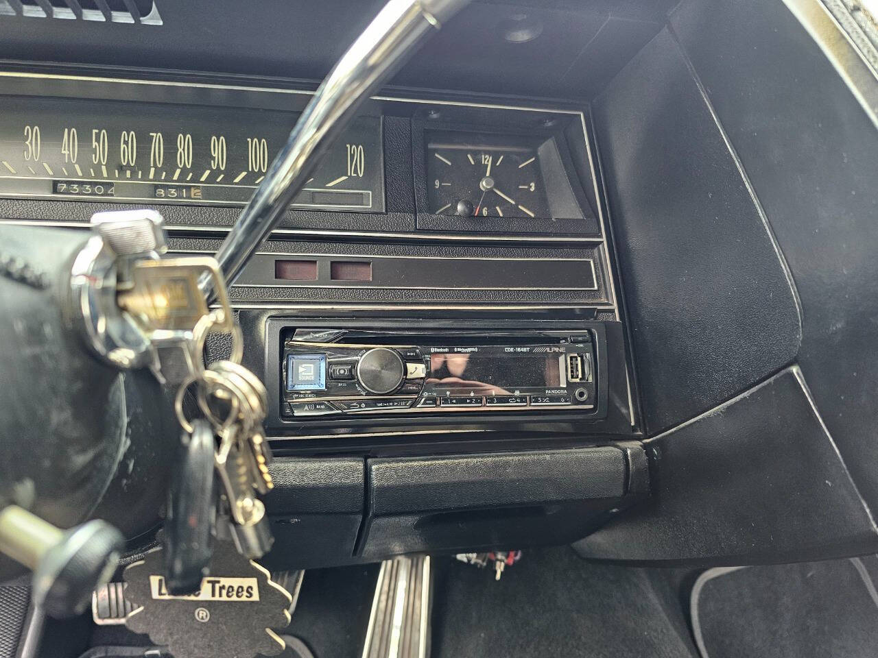 1969 Cadillac DeVille 196