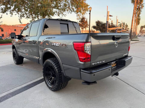 2017 Nissan Titan PRO-4X