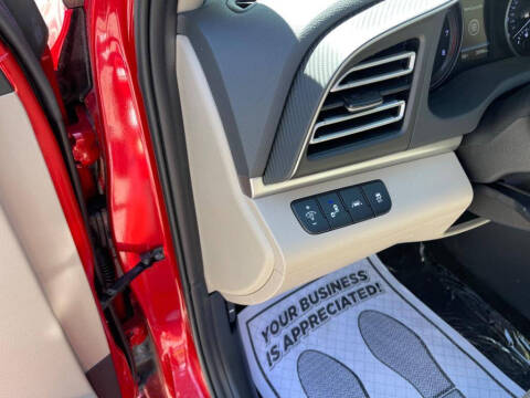 2020 Hyundai Elantra