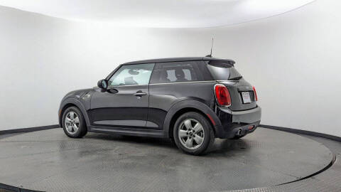 2016 MINI Hardtop 2 Door Cooper