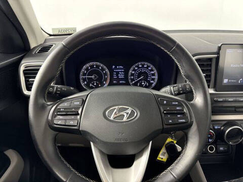 2022 Hyundai Venue SEL