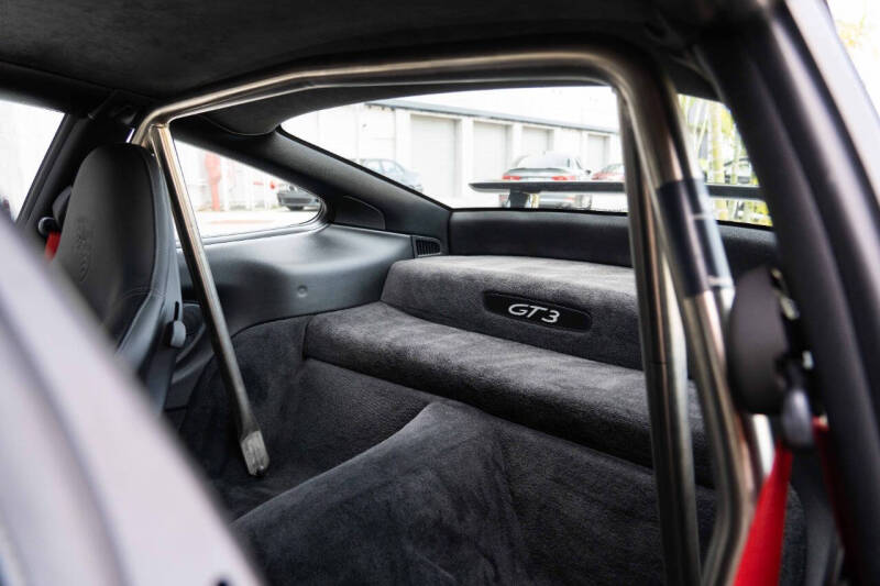 2004 Porsche 911 GT3