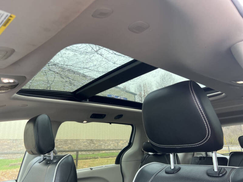 2022 Chrysler Pacifica Limited