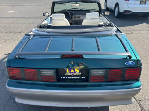 1992 Ford Mustang GT
