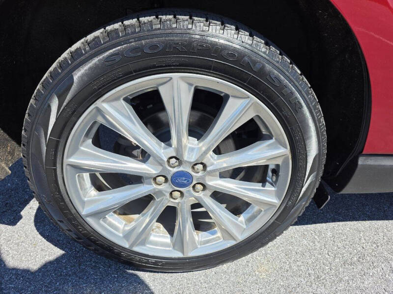 2018 Ford Edge Titanium