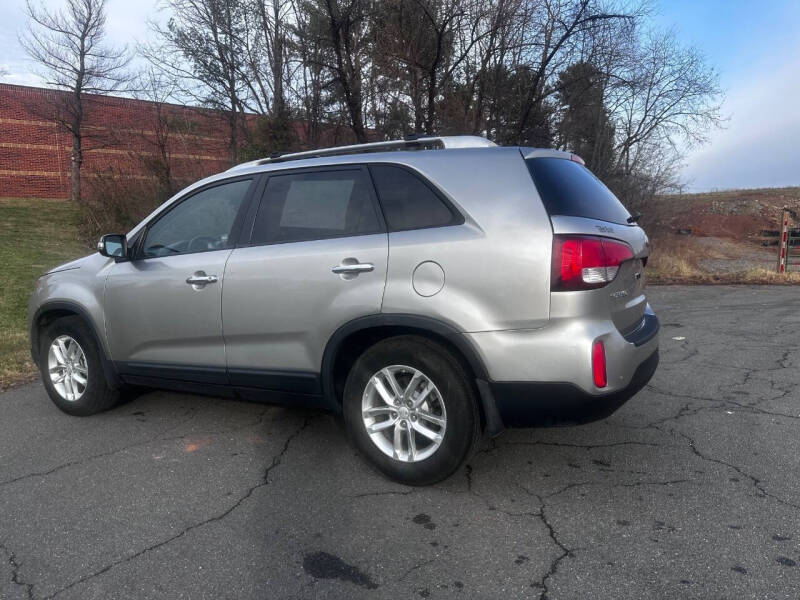 2014 Kia Sorento LX