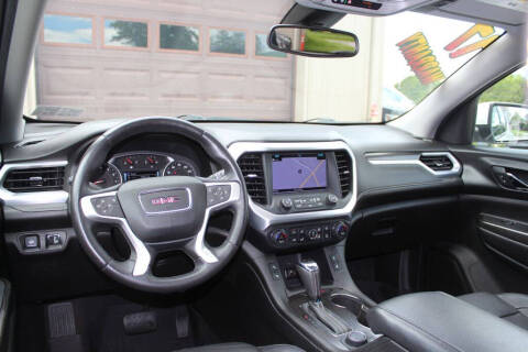 2017 GMC Acadia SLT-2