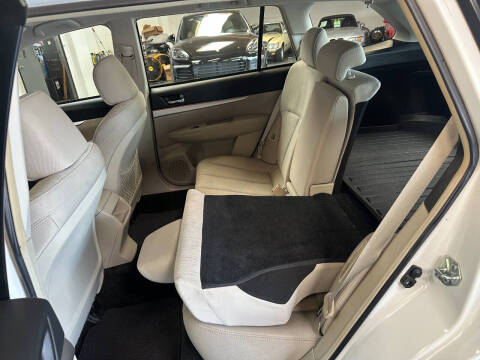 2014 Subaru Outback 2.5i