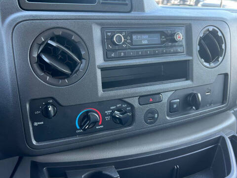2024 Ford E-Series