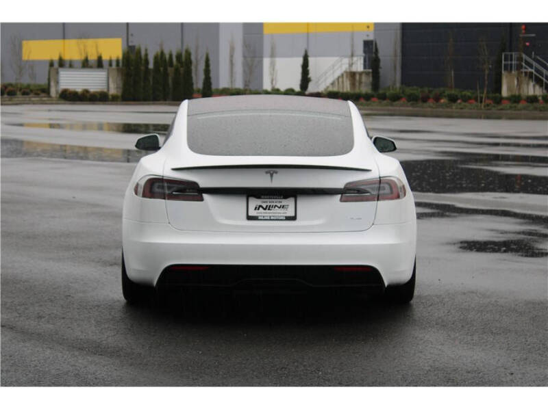 2022 Tesla Model S Plaid