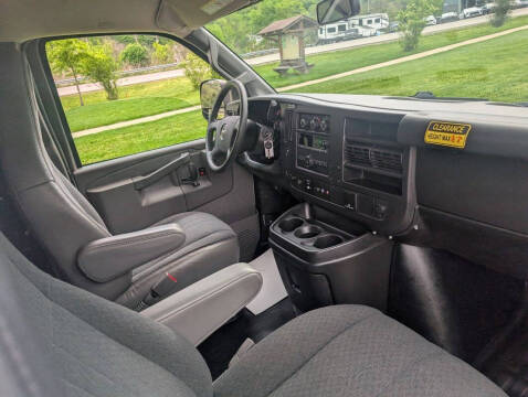 2020 GMC Savana 2500