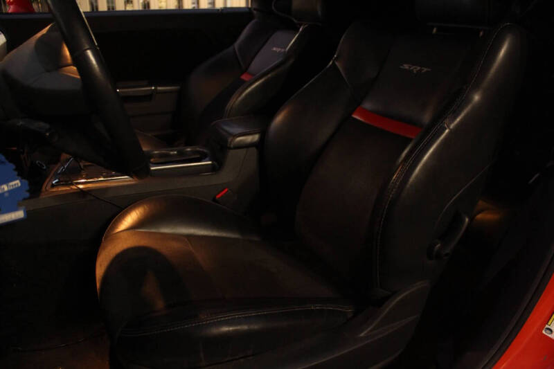 2008 Dodge Challenger SRT8