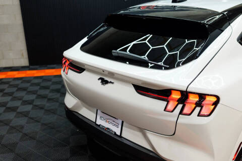 2025 Ford Mustang Mach-E Premium