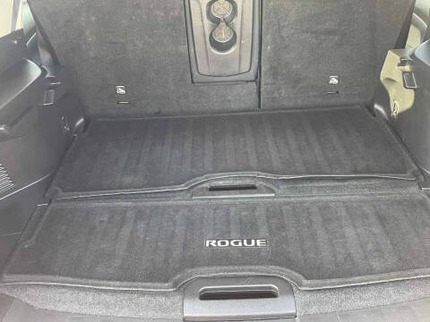 2020 Nissan Rogue SV