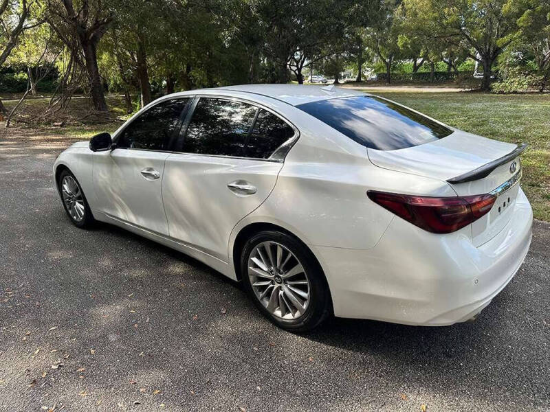2021 Infiniti Q50 Luxe