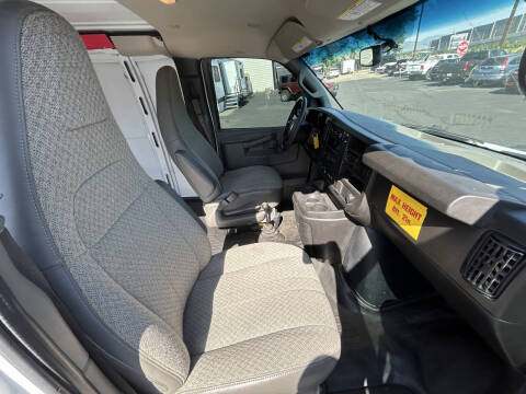 2020 Chevrolet Express 2500