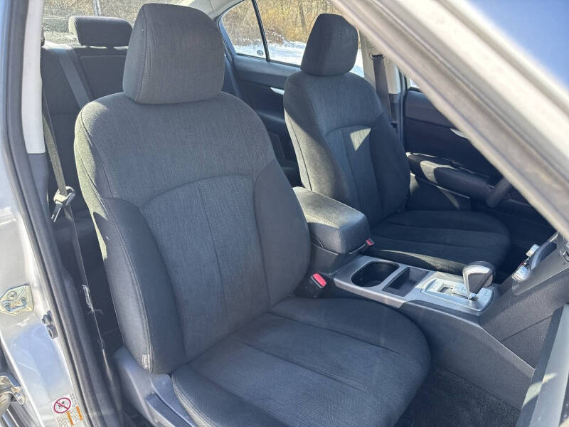 2014 Subaru Legacy 2.5i