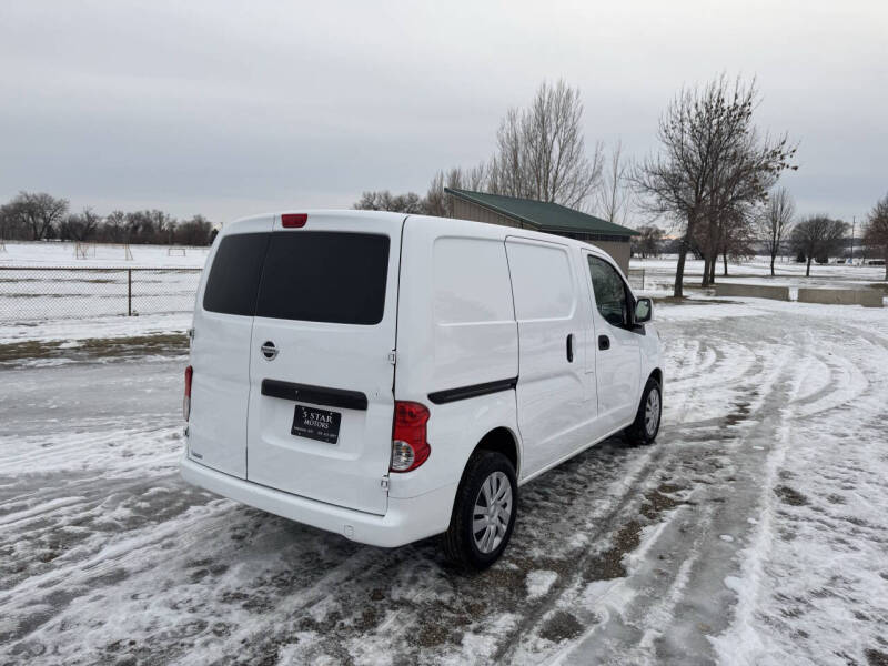 2017 Nissan NV200 SV