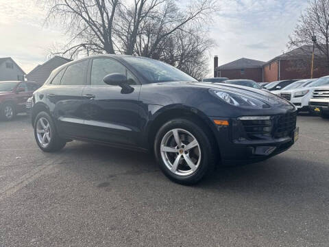 2017 Porsche Macan