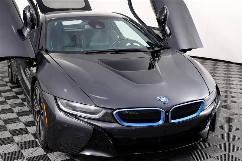 2015 BMW i8