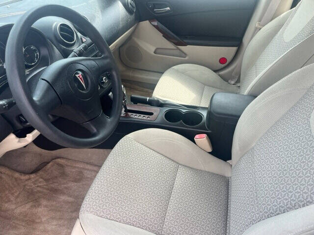 2009 Pontiac G6  - $6,950