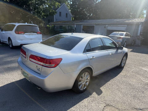 2012 Lincoln MKZ