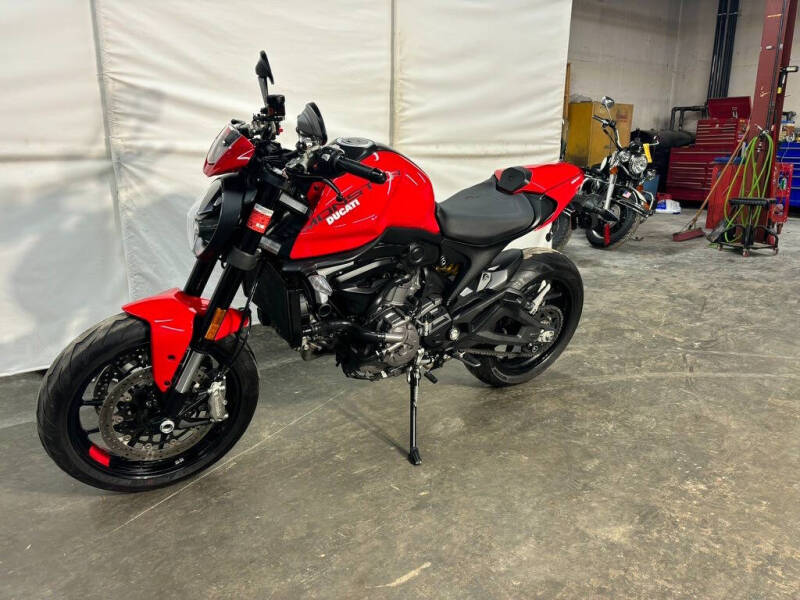 2023 Ducati Monster Plus