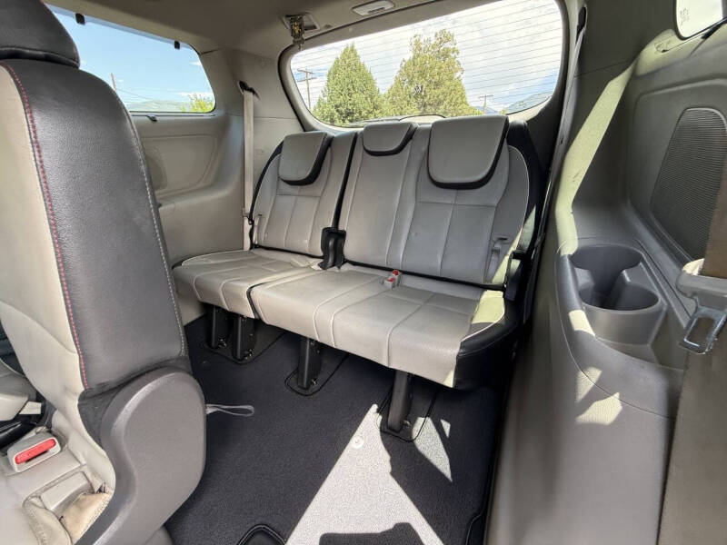 2020 Kia Sedona EX