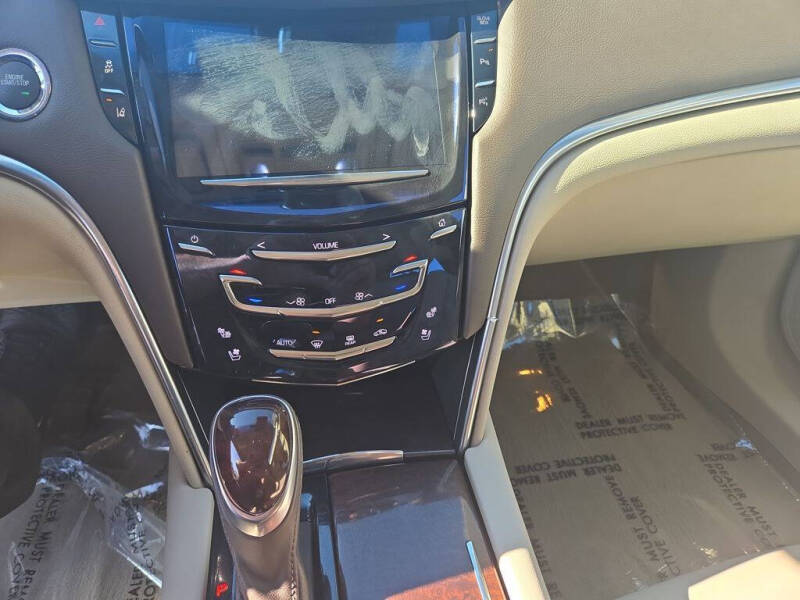 2014 Cadillac XTS Luxury Collection