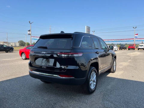 2025 Jeep Grand Cherokee Laredo X