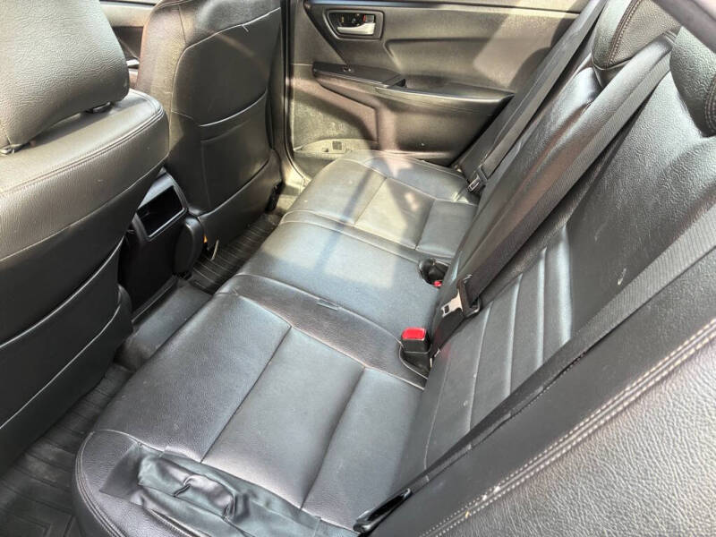 2016 Toyota Camry LE