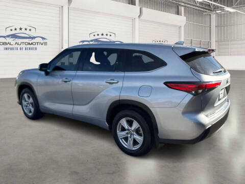 2021 Toyota Highlander LE