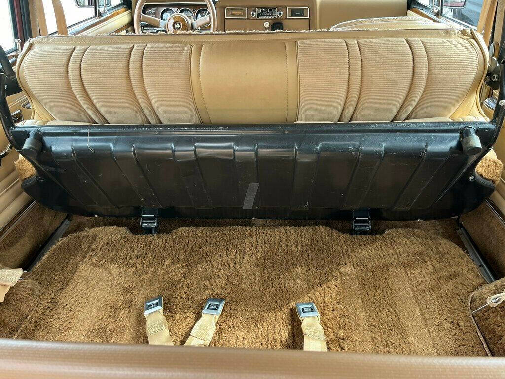 1981 Jeep Wagoneer 13