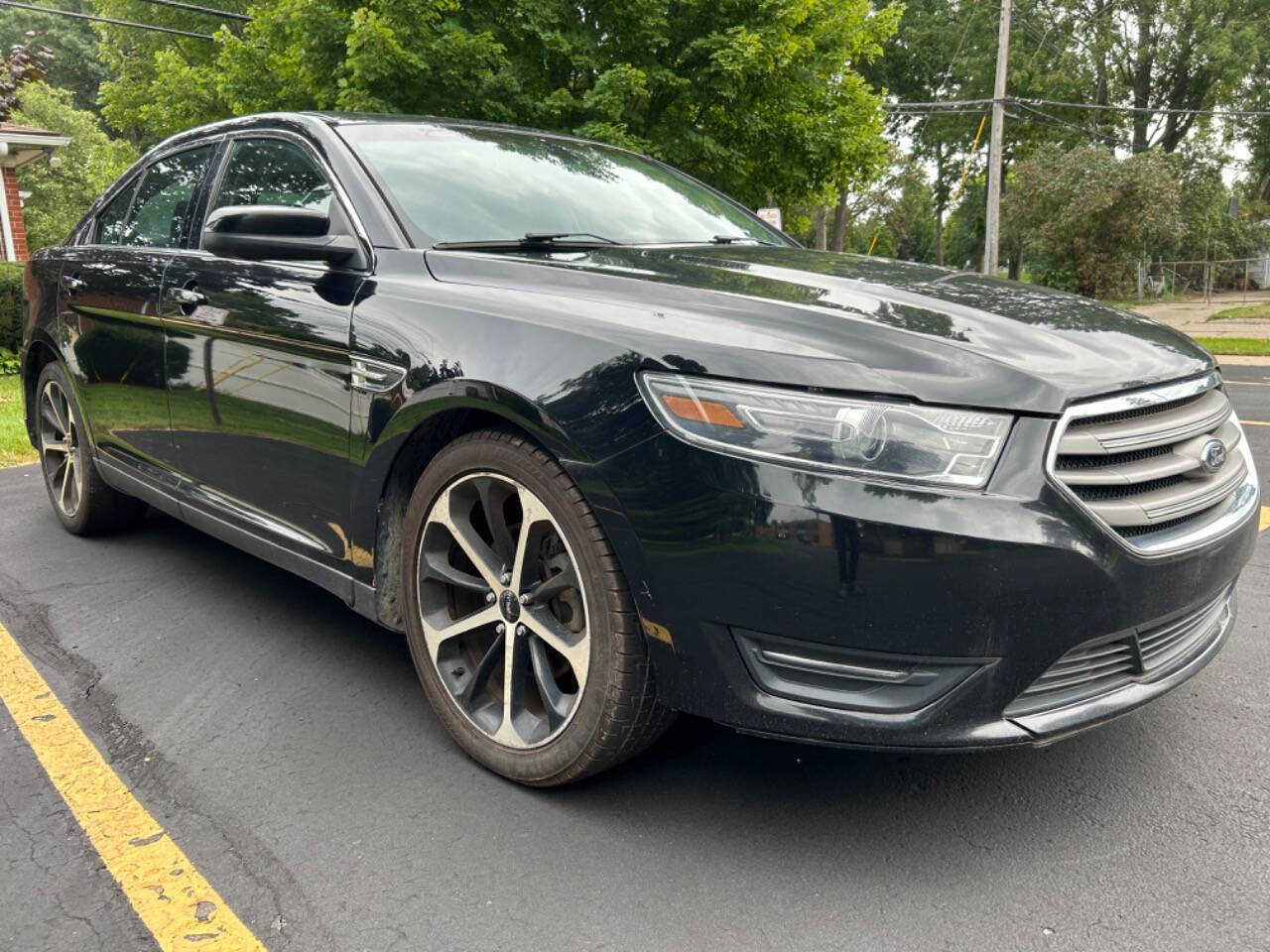 2016 Ford Taurus for sale at A+ Motors in Madison Heights, MI