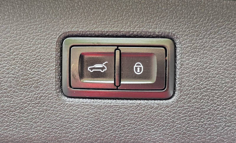 2020 Bentley Bentayga Hybrid