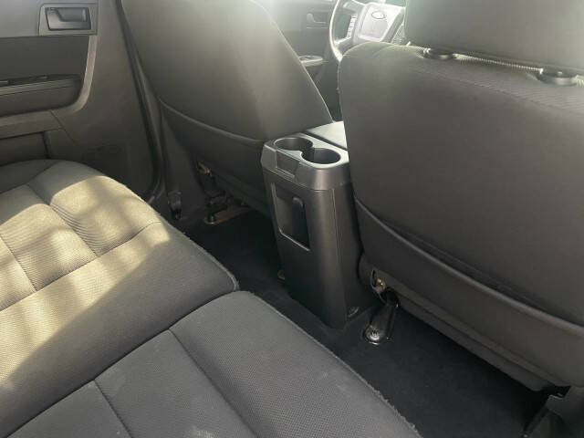2010 Ford Escape XLT