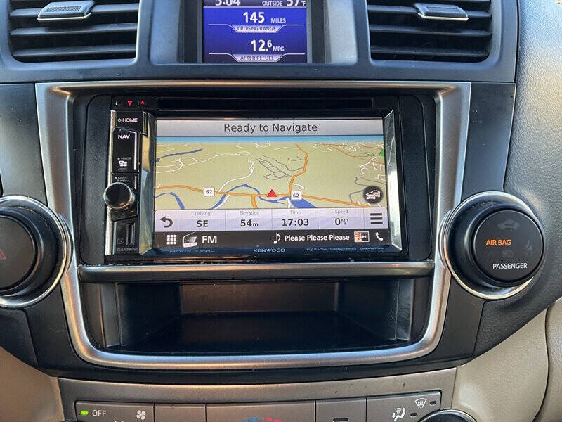 2013 Toyota Highlander SE