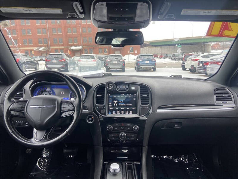 2021 Chrysler 300 S V6