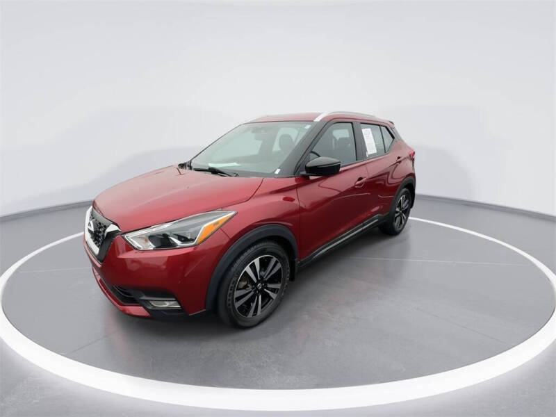 2020 Nissan Kicks SR