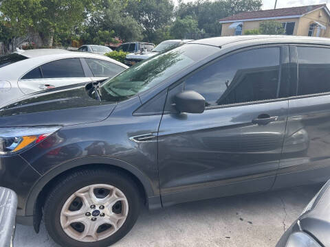 2017 Ford Escape S